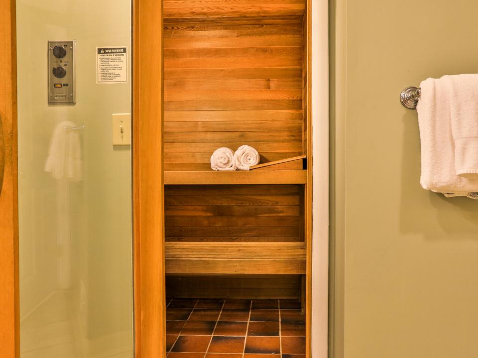 nbLPclubCondoSum-5073