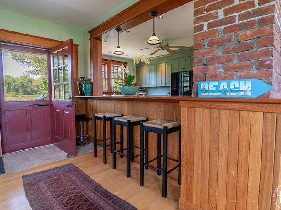 SheldonFarmOnLakeChamplain_BreakfastBar
