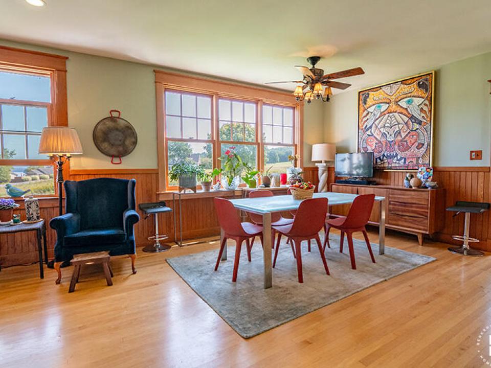 SheldonFarmOnLakeChamplain_BreakfastTabl