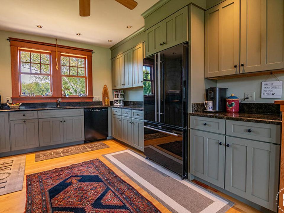 SheldonFarmOnLakeChamplain_Kitchen_R