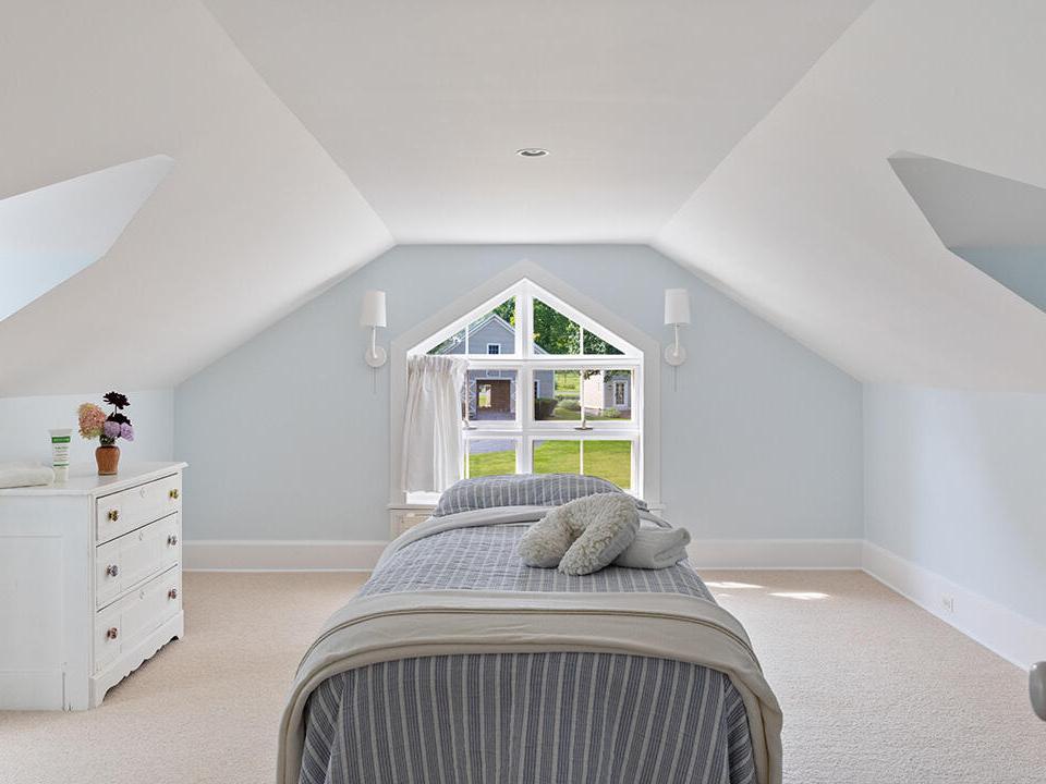 Massage Room/Bedroom