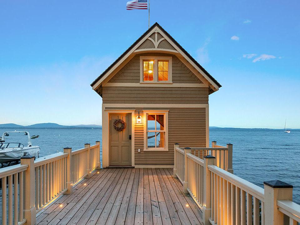 Boathouse Deck