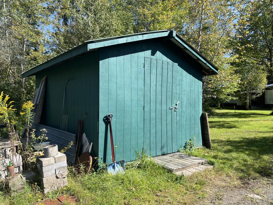 Shed