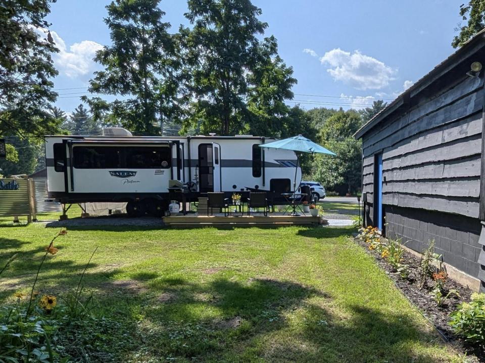 4D64FC60-3890-4F3D-9723-4FB240443A5D