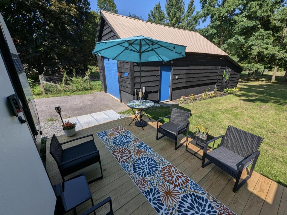 E63FC697-742D-4548-8741-4386073BF2EA