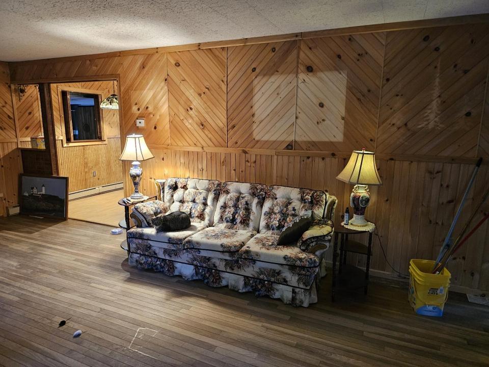 Staves - Marion St - livingrm