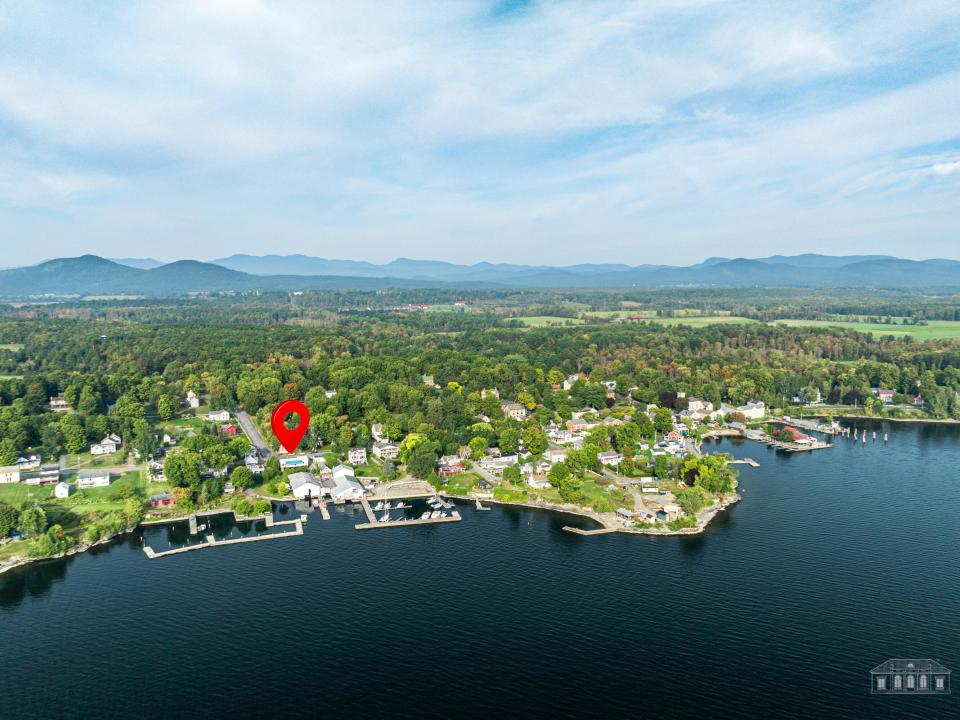 2270 Main St Essex-14
