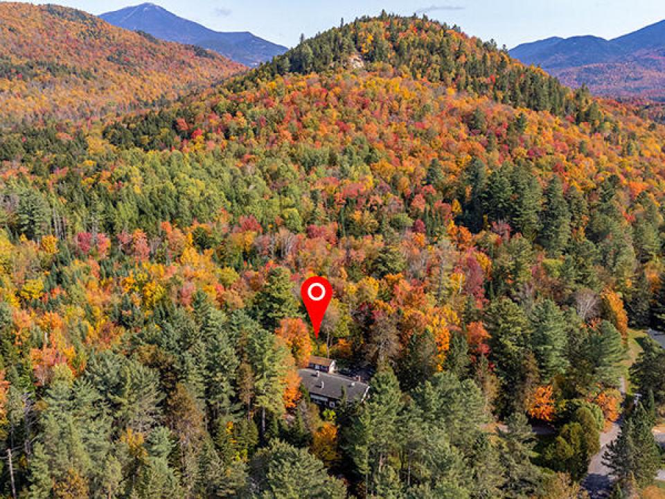 LakePlacidHomeOnCobbleHillRoad_A_Exterio