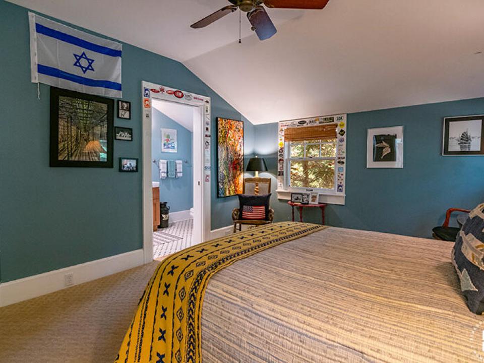 LakePlacidHomeOnCobbleHillRoad_Bedroom2_