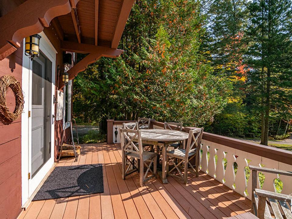 LakePlacidHomeOnCobbleHillRoad_Deck_R