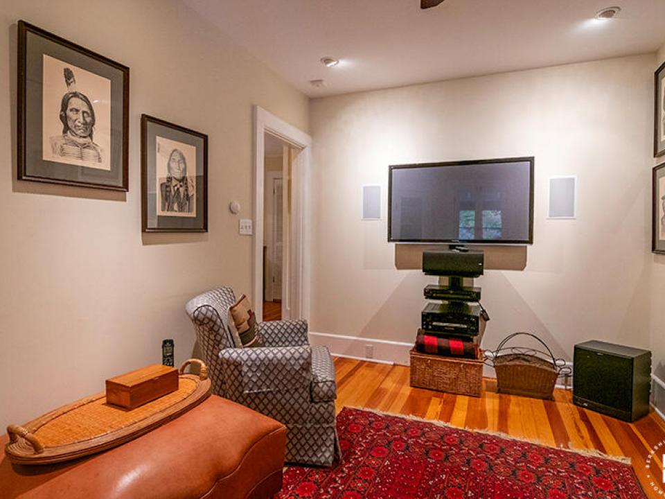 LakePlacidHomeOnCobbleHillRoad_Den_TV