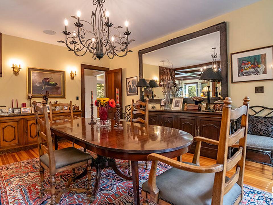 LakePlacidHomeOnCobbleHillRoad_DiningRoo