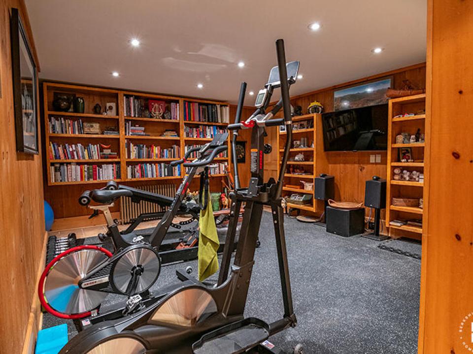 LakePlacidHomeOnCobbleHillRoad_Gym_TV
