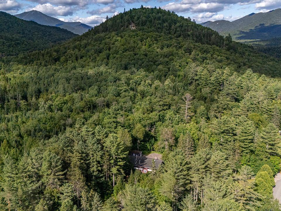 HistoricLakePlacidHome_A_Property_Cobble