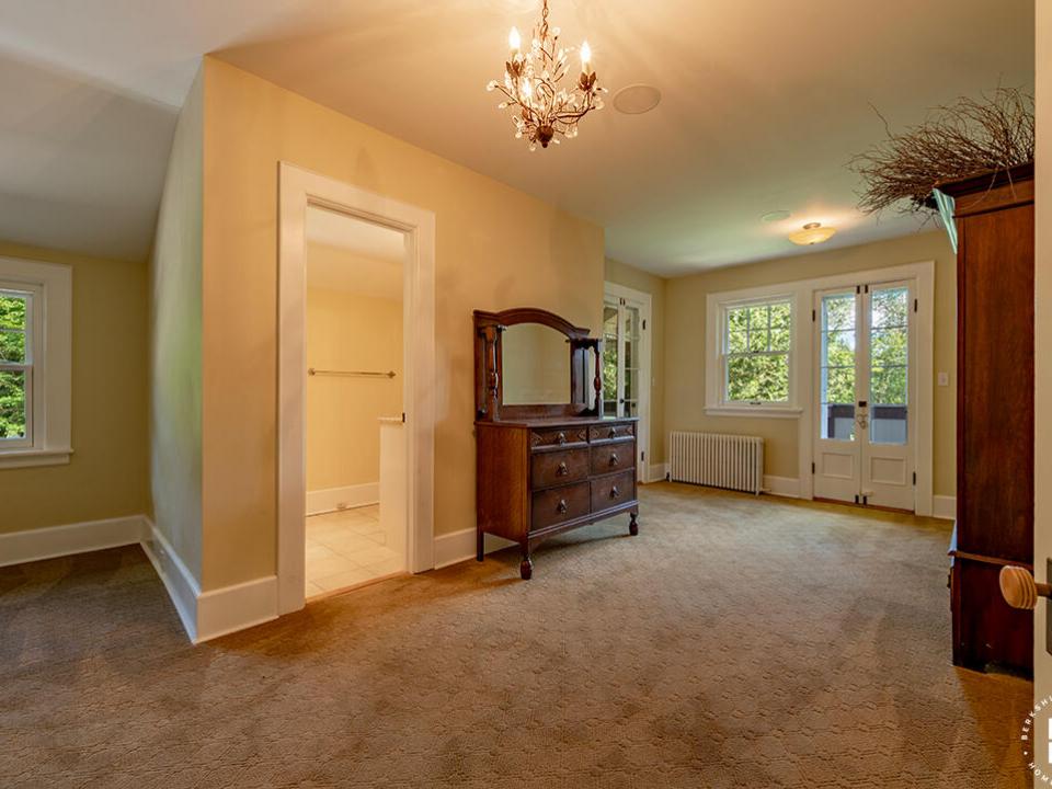 HistoricLakePlacidHome_Bedroom2_BonusSpa