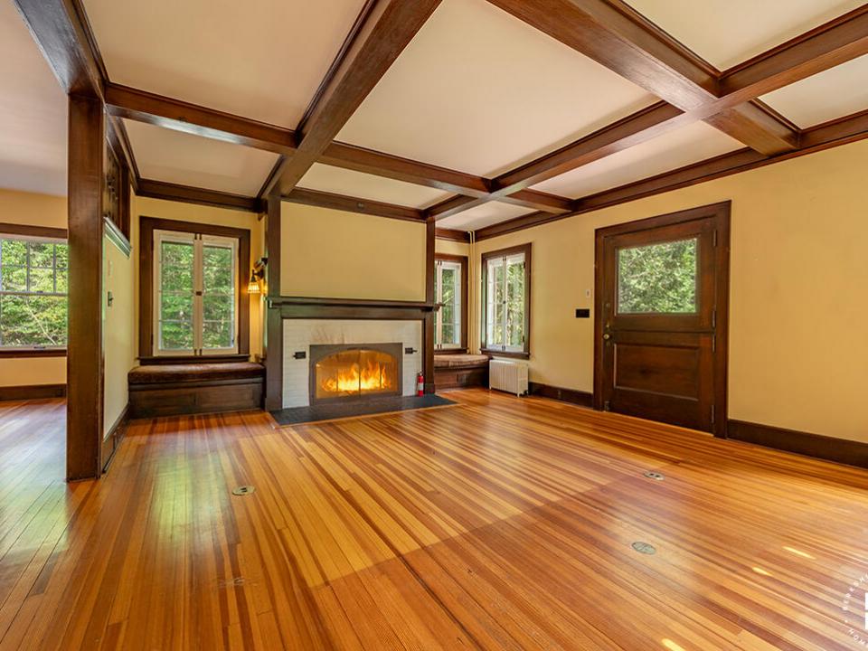 HistoricLakePlacidHome_LR_L