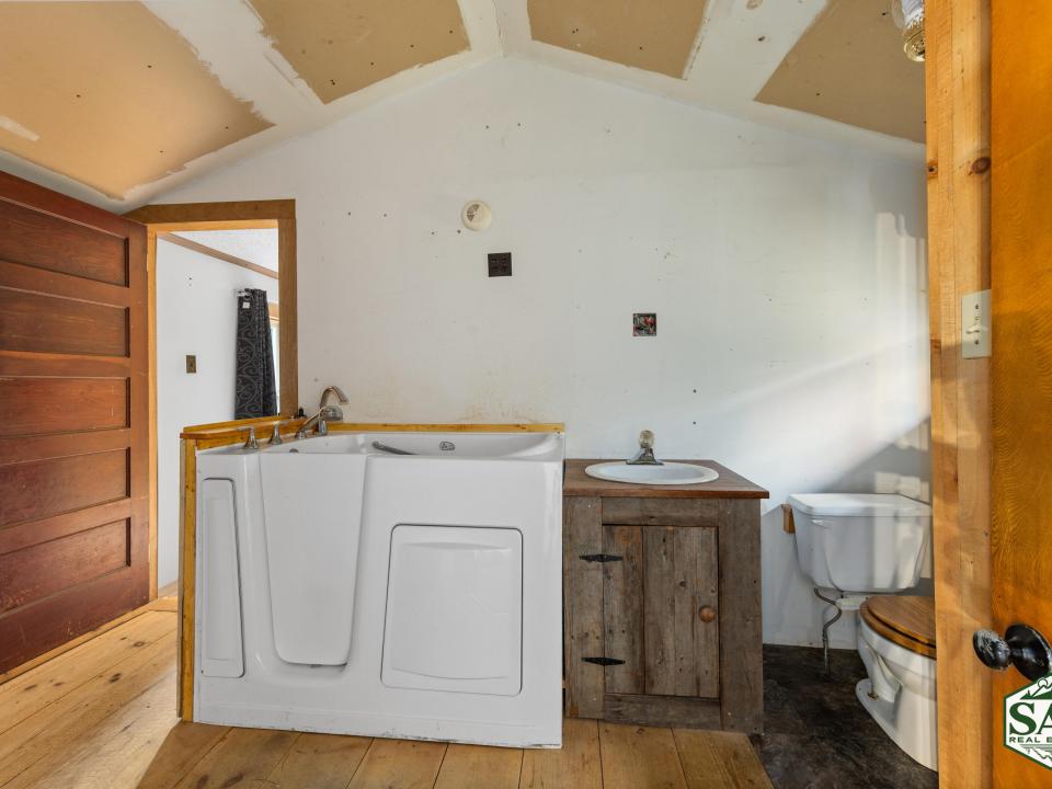 046_JC3_4224_edit 046_JC3_4224_edit