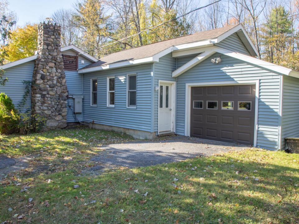 665 Point Rd -55