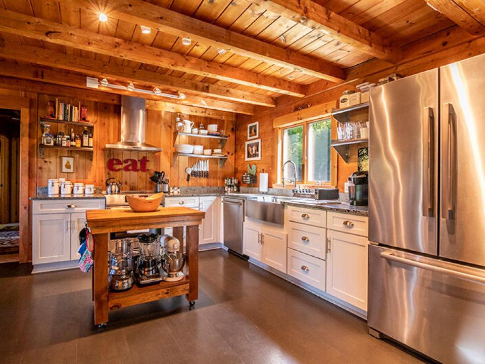 101AkerWood_Kitchen