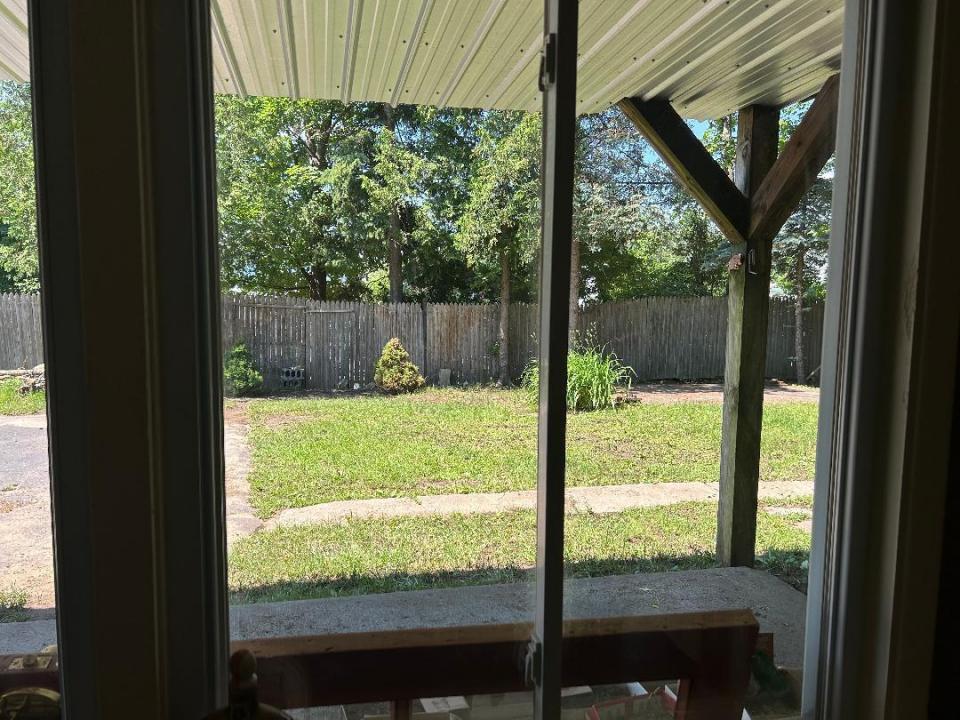 backyardapt1