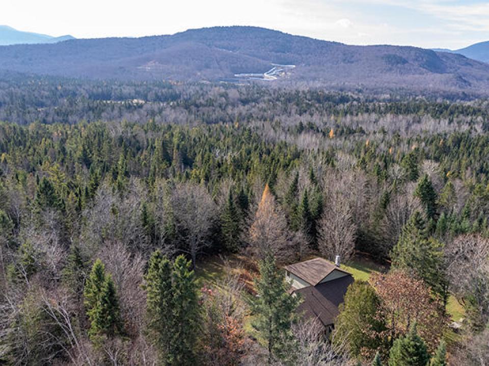 LakePlacidHomeOnCascadeRoad_A_Exterior_B