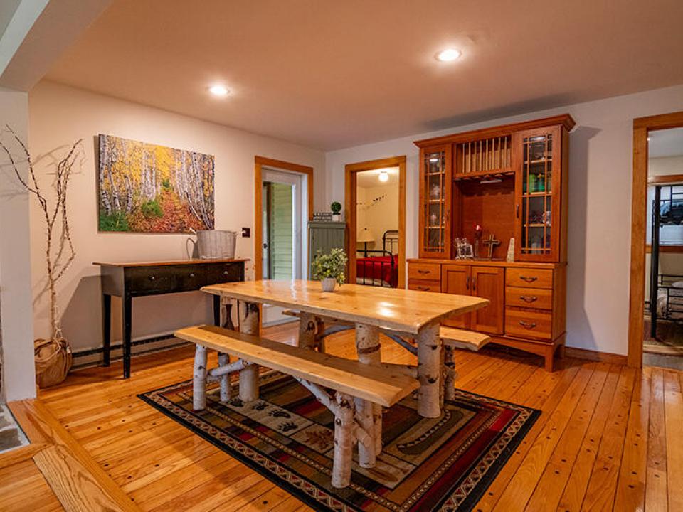 LakePlacidHomeOnCascadeRoad_DiningRoom