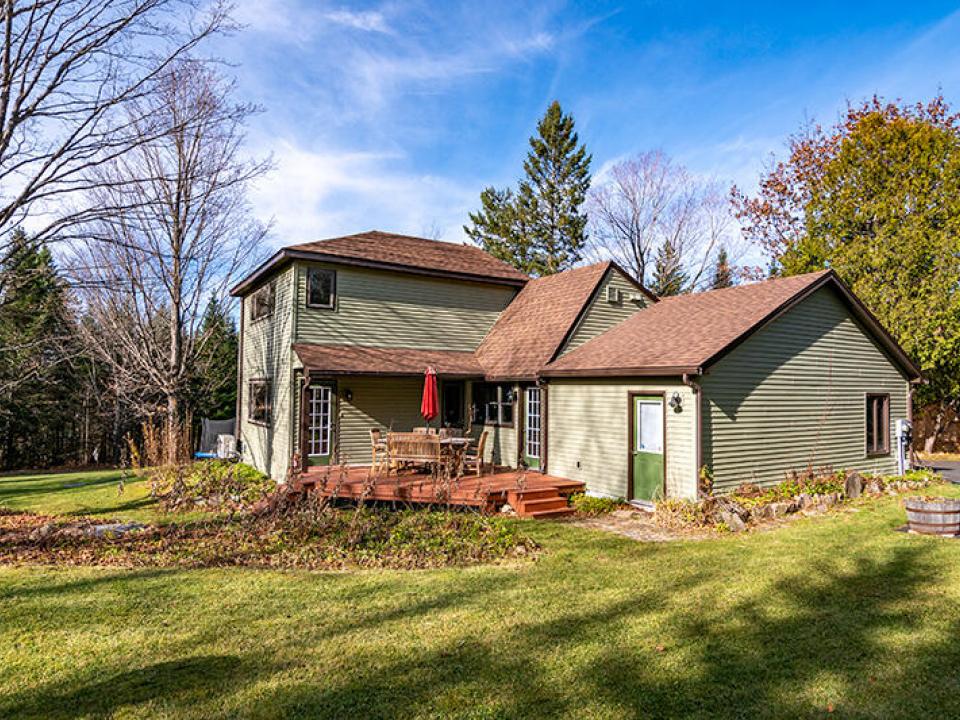 LakePlacidHomeOnCascadeRoad_Exterior_Dec