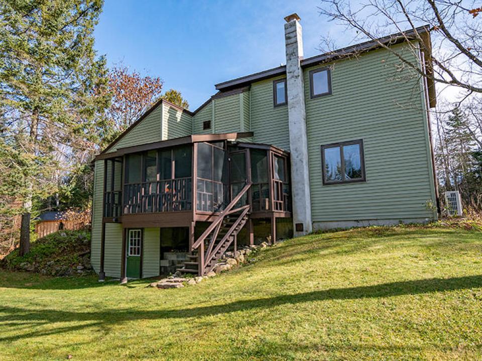 LakePlacidHomeOnCascadeRoad_Exterior_Scr