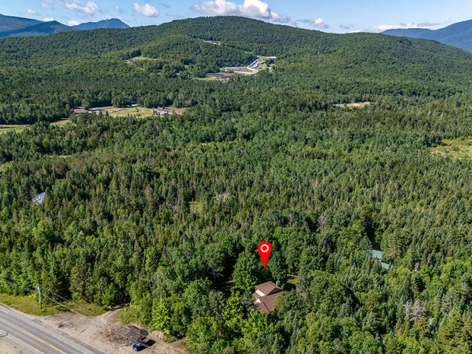 LPHomeOnCascade_A_Property_To_VanHo_High