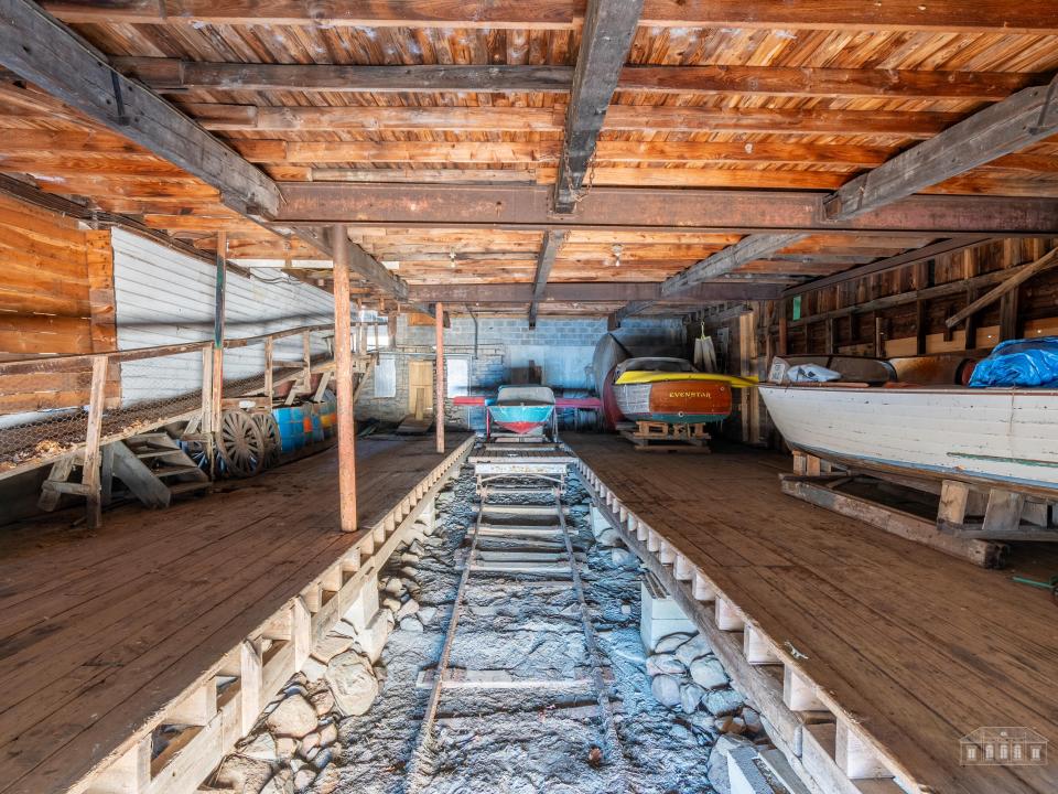 Essex Marina-38 (1)