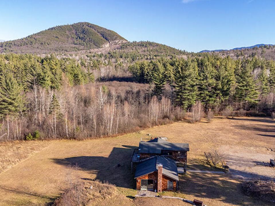 CampBeaverCreekInWilmington_A_Exterior_L