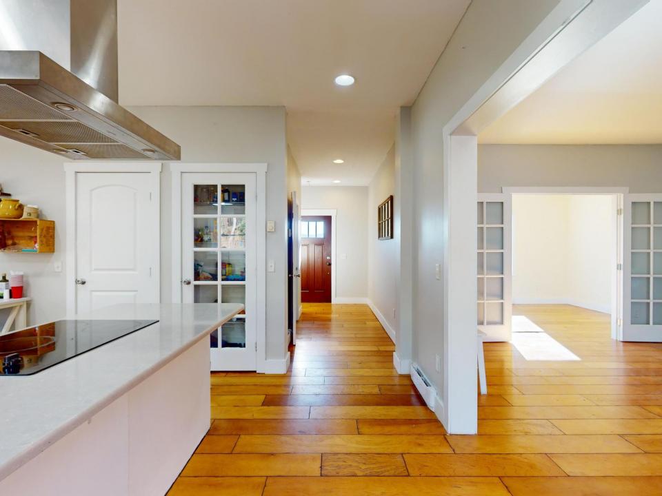 79-McKinley-St-11232024_103107-2 (Copy)