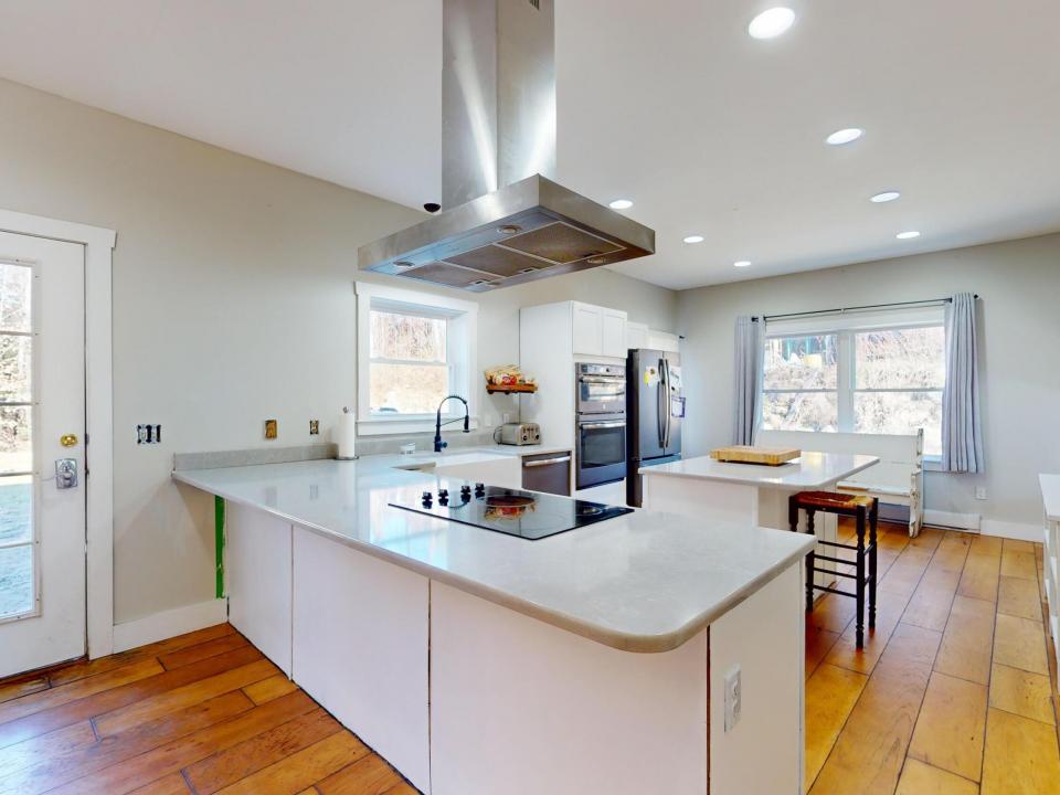 79-McKinley-St-11232024_103326-2 (Copy)