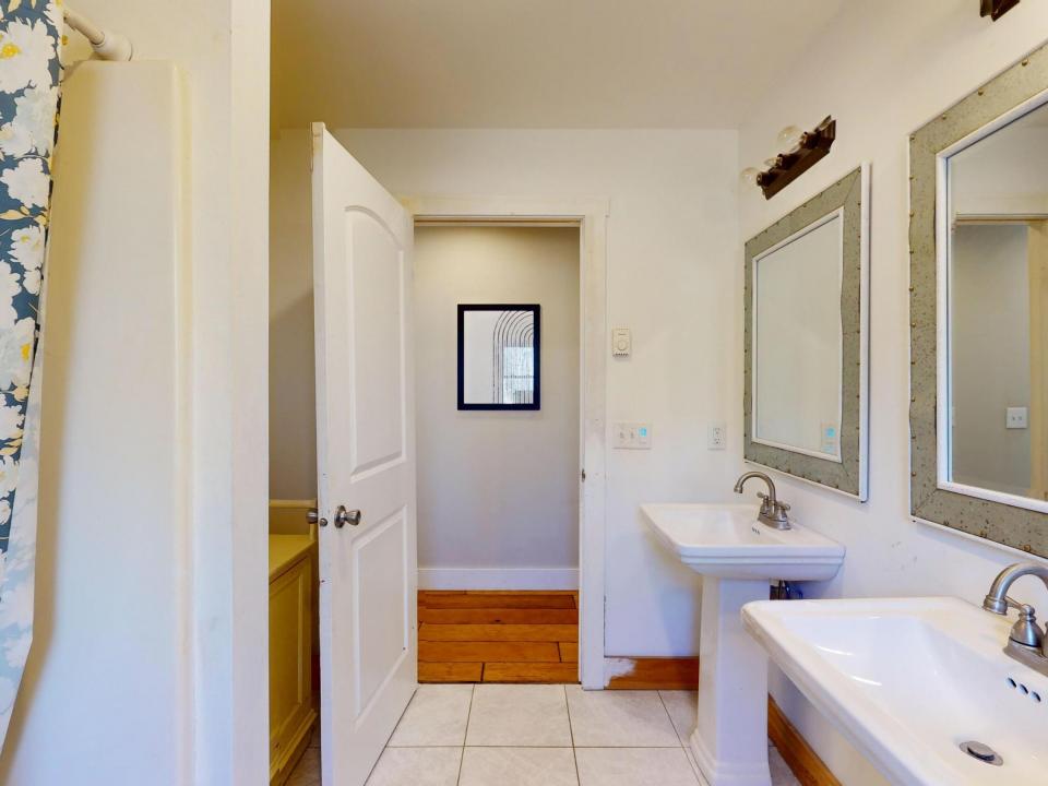 79-McKinley-St-11232024_104101-2 (Copy)