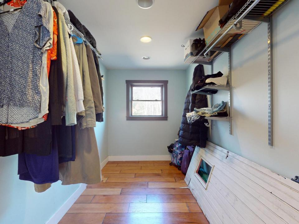 Primary Walk in Closet