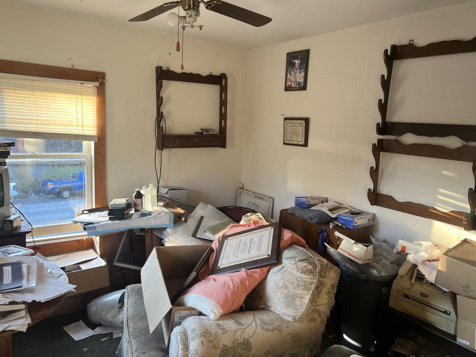 E0A32FC8-E2CA-4C74-A9B2-D7F310B6655E