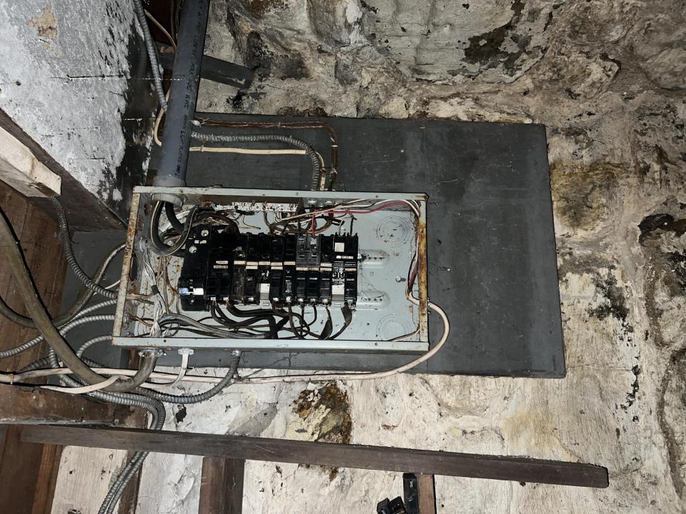 F66AE148-0729-4205-8256-A770BE7EA727