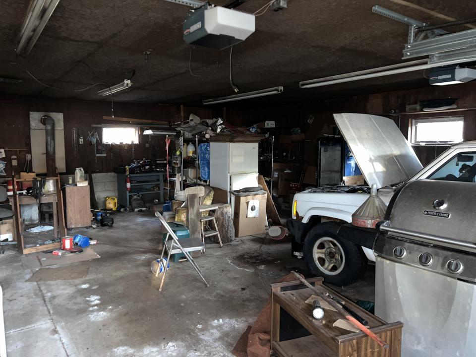 6D0DA737-9254-42AB-98B2-928D2A43BBA1