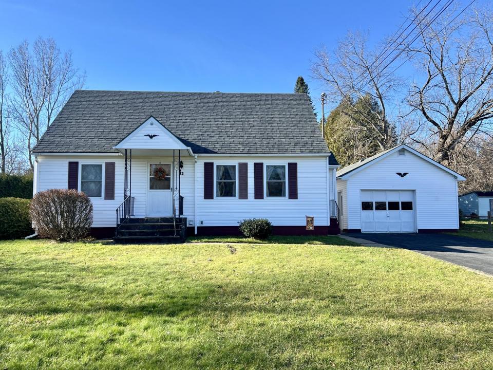 12 Bloomer Street, Altona, NY