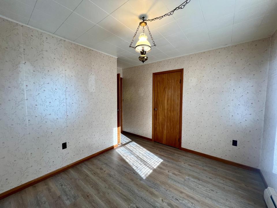 12 Bloomer Street, Altona, NY