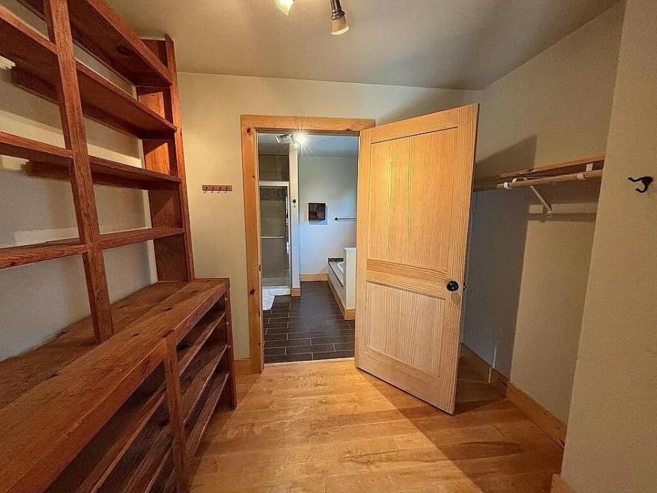 Walk In Closet