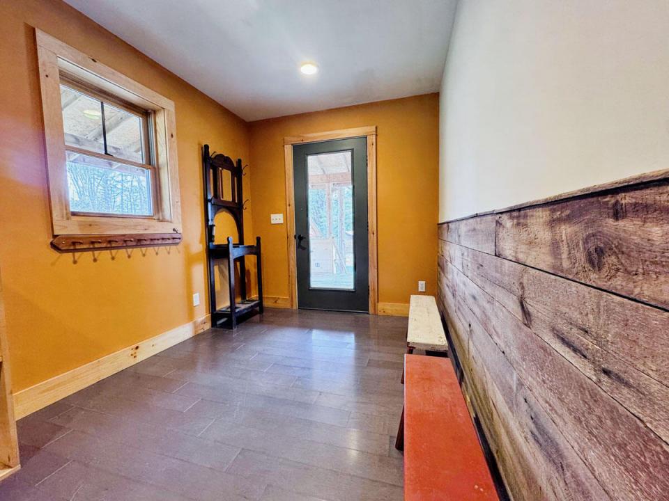 MUDROOM