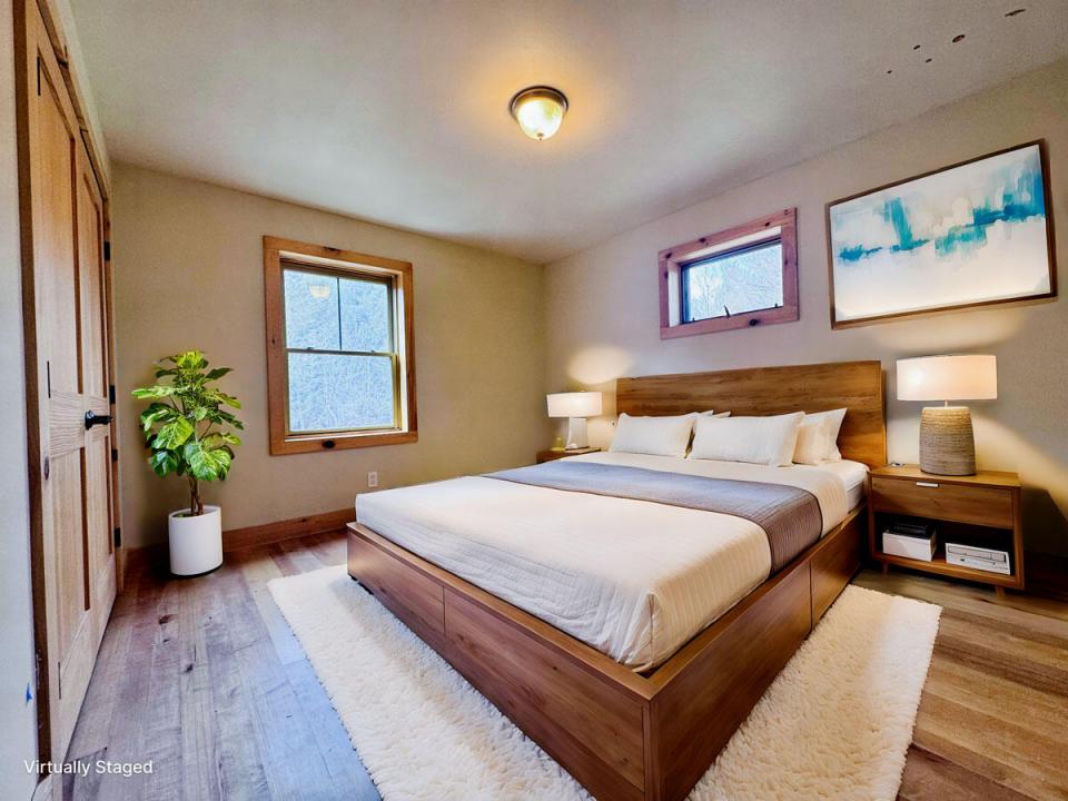 BEDROOM B