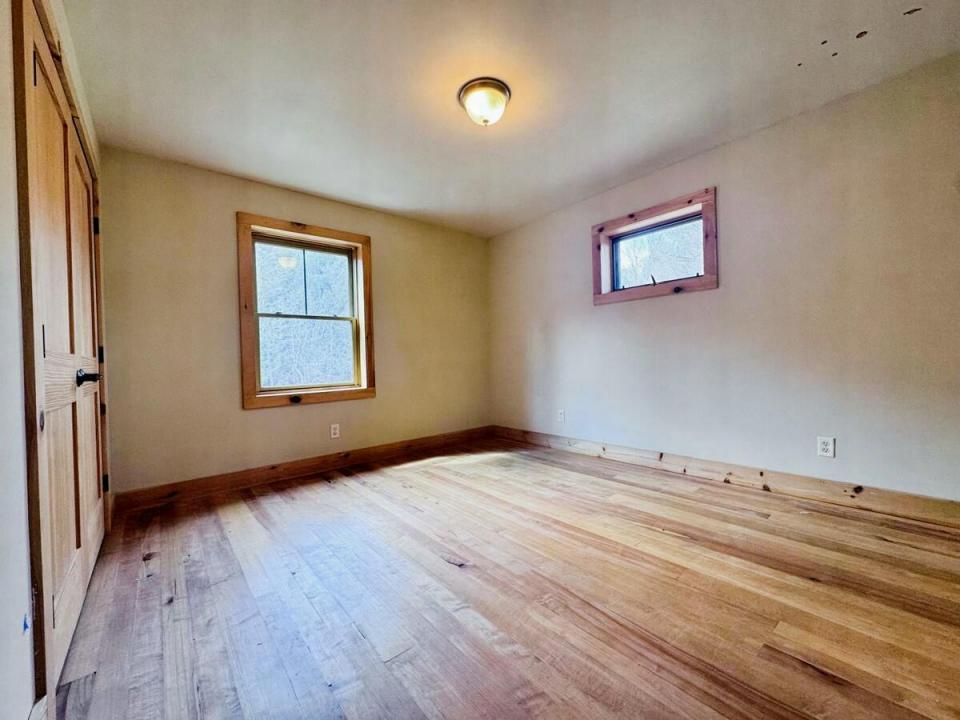 BEDROOM B