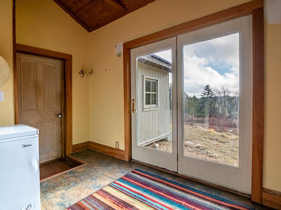 EssexHomeNestledInTheWoods_BonusRoom_Doo