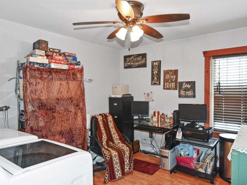 Office/Laundry Room