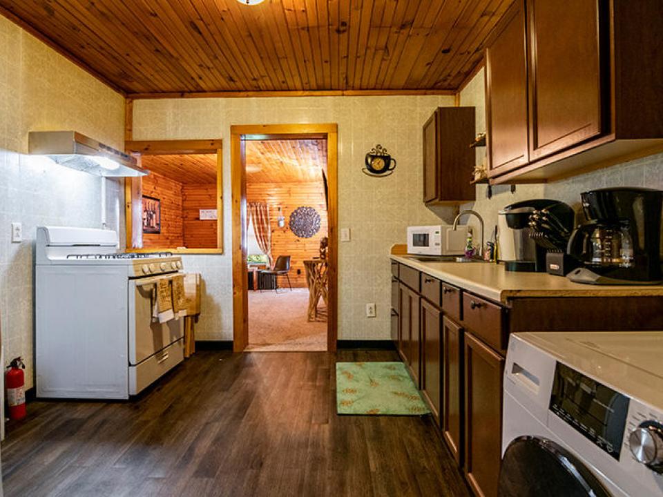 ApartmentOnSentinelRoad_Kitchen_LivingRo