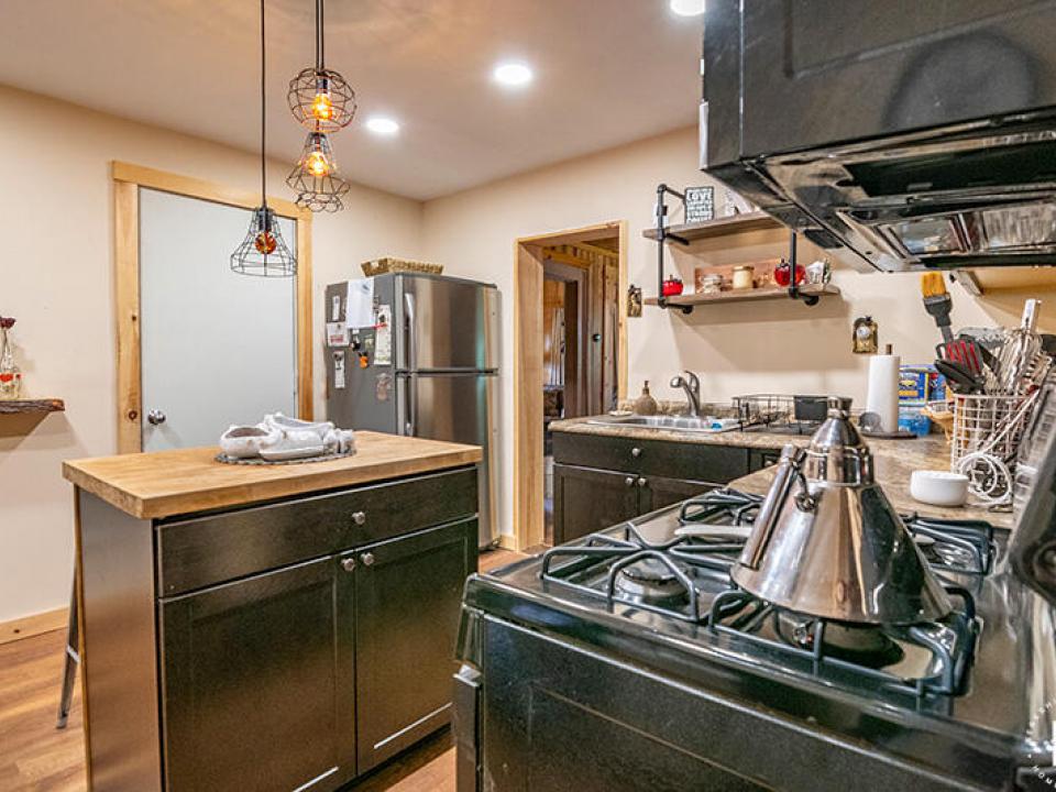 SentinelApartment_Downstairs_Kitchen