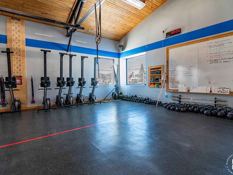 LakePlacidCommercialBuildingOnSaranacAve