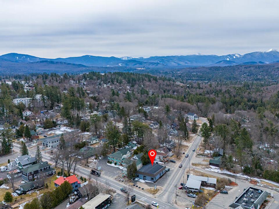 CrossfitBuilding_April_A_Exterior_Mtns_J